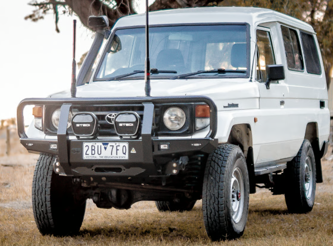 THE CRUISER COMPANY | Land Cruiser 75/78 Series (1991 - 2006) High Clearance Full Hoop Front Bumper (TCC-75-HCBB)