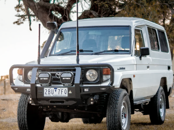 THE CRUISER COMPANY | Land Cruiser 75/78 Series (1991 - 2006) High Clearance Full Hoop Front Bumper (TCC-75-HCBB)