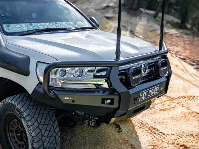 THE CRUISER COMPANY | Land Cruiser 200 Series Facelift (2016-2021) High Clearance Full Hoop Front Bumper (TCC-200-HCBB-FACELIFT)