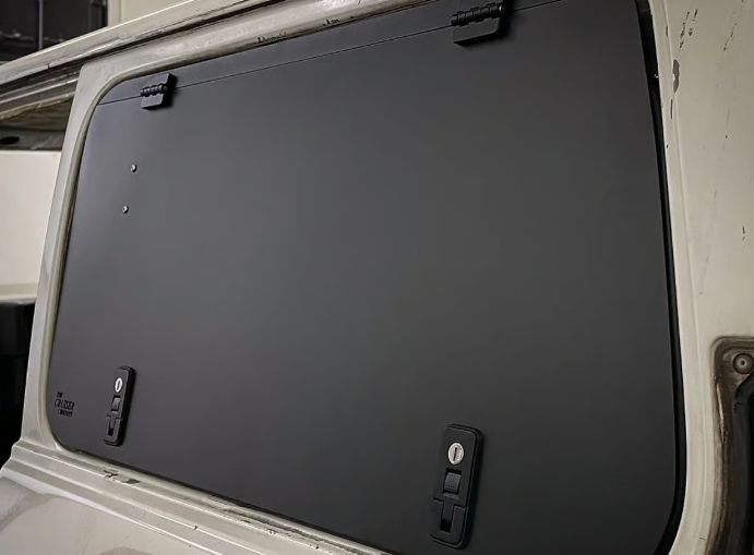 THE CRUISER COMPANY | Land Cruiser 60 Series (1980 - 1990) Lift Up Gull Wing Windows (LC60-WINDOW)