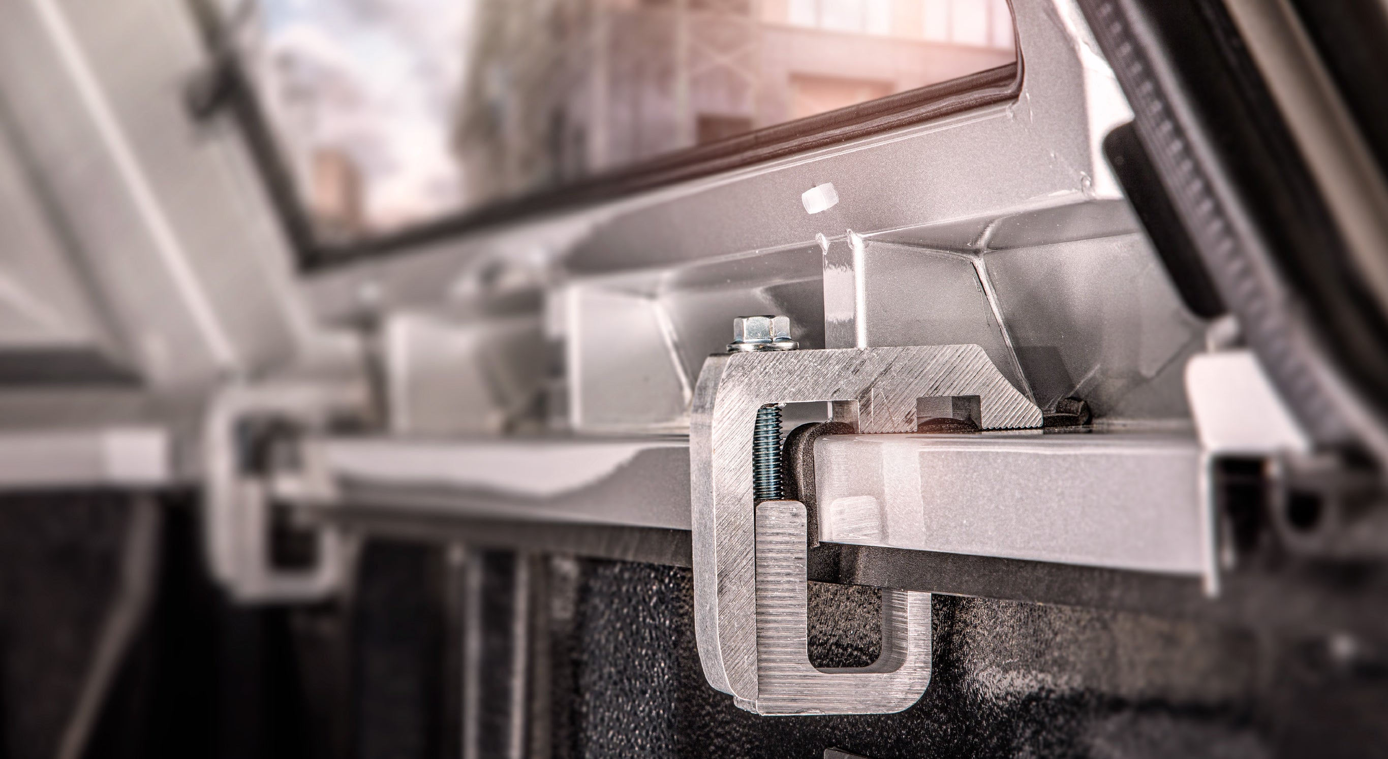 SMARTCAP | Ford F-350 & F-250 Super Duty (2023-26) EVOc Commercial (EC0321-WH)