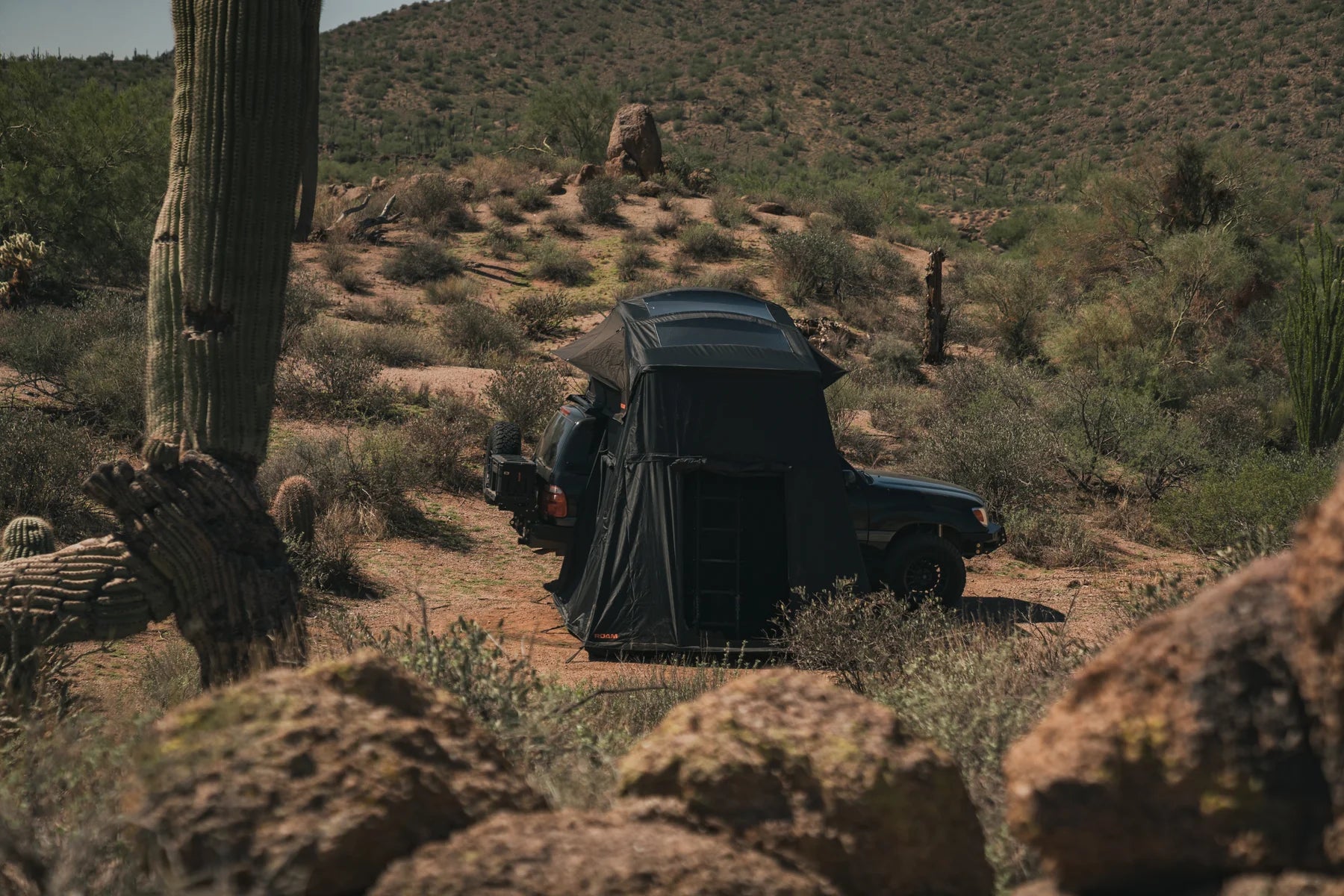 ROAM ADVENTURE | Vagabond 2.0 Rooftop Tent