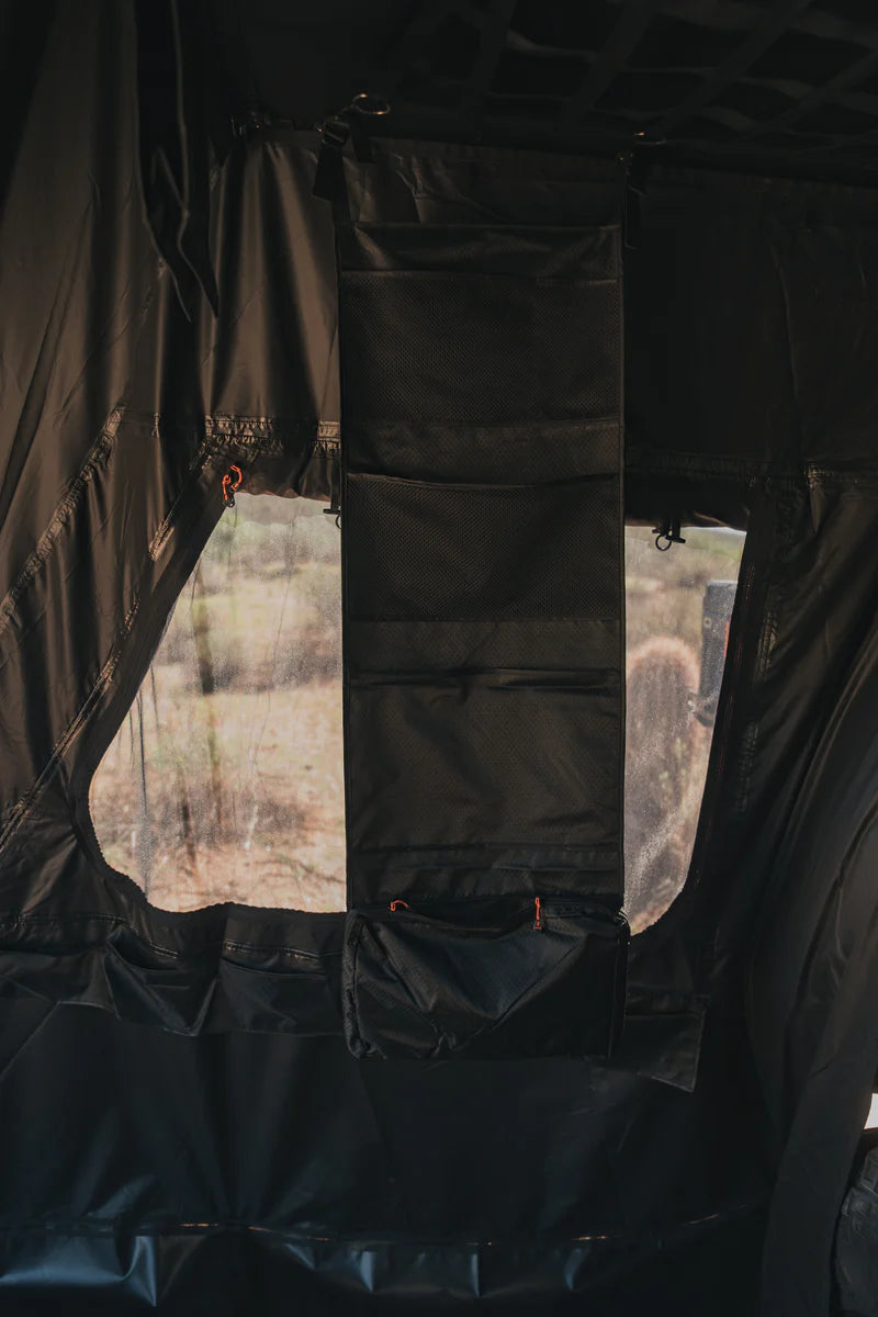 ROAM ADVENTURE | Vagabond 2.0 Rooftop Tent