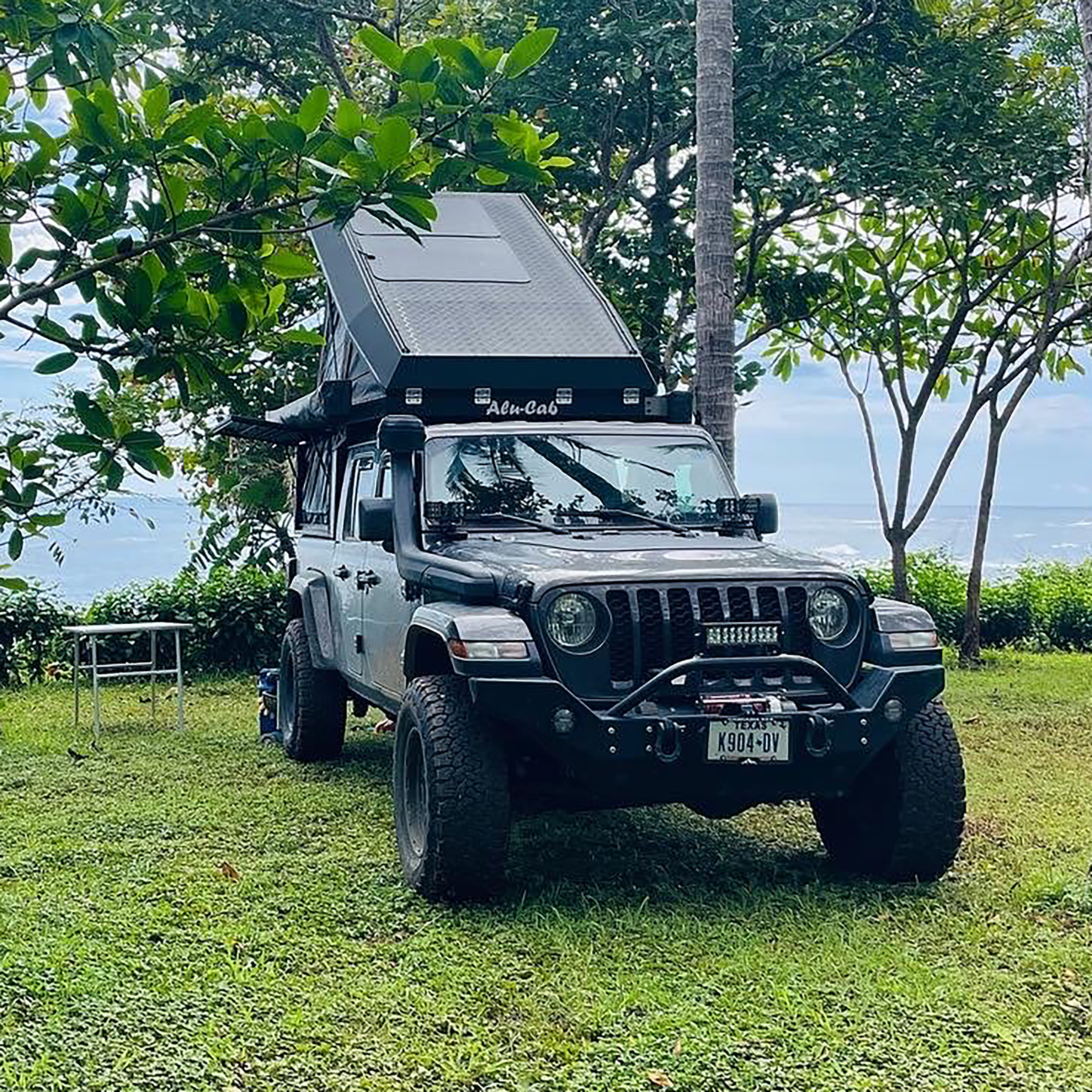 roof top tent solar panel cascadia alu-cab