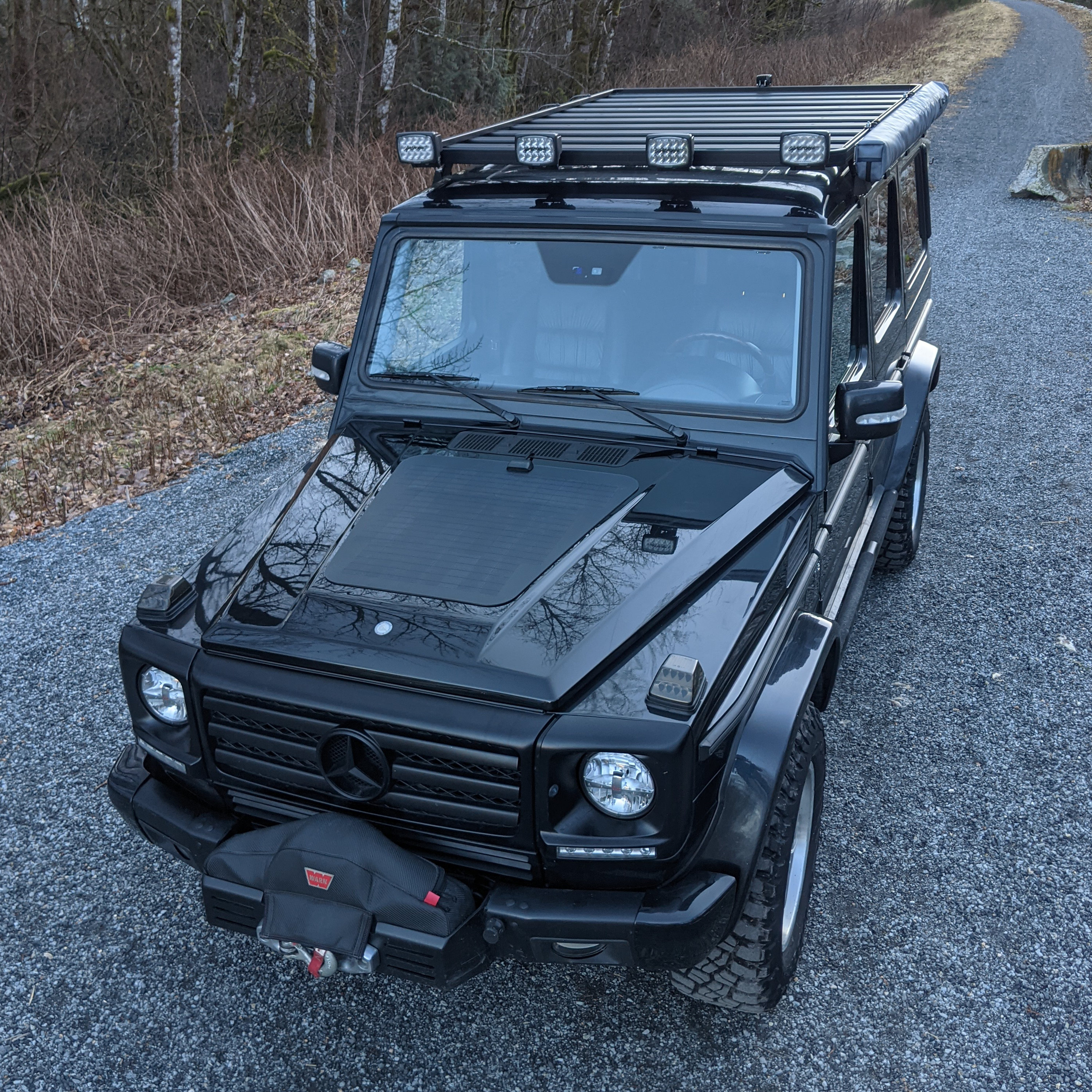 Mercedes G-wagen solar panel