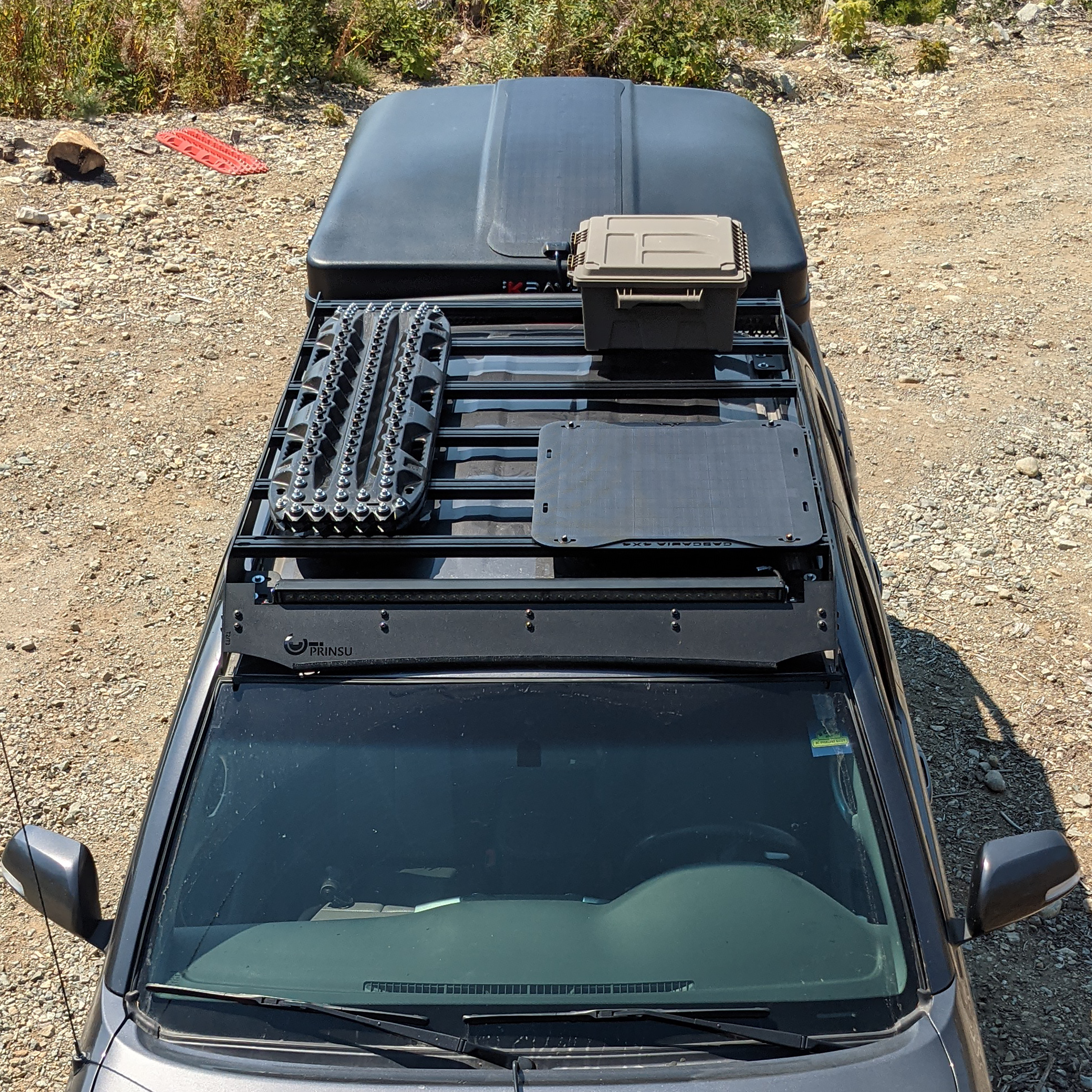 CASCADIA 4X4 | Prinsu Roof Rack Modular Solar Panel 45 Watt & 90 Watt