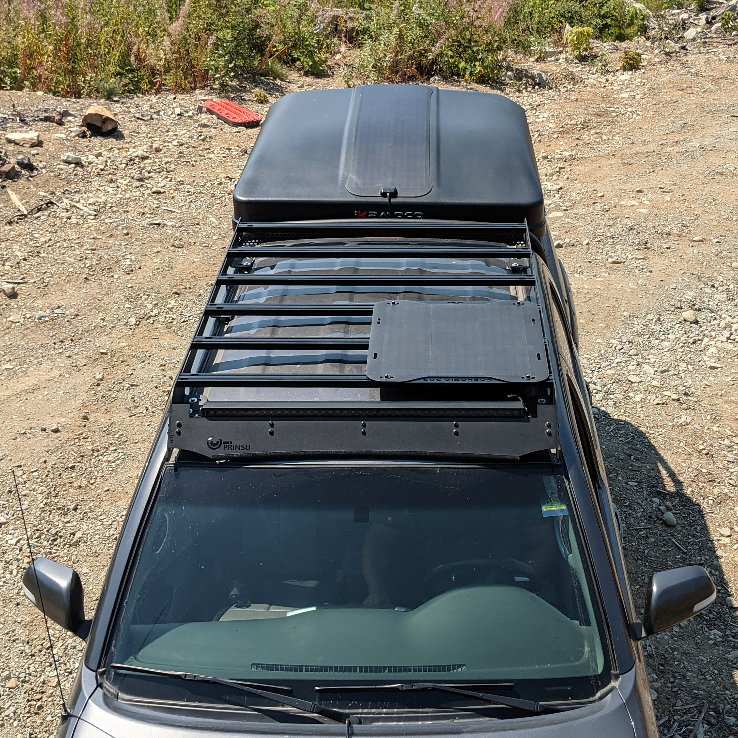 CASCADIA 4X4 | Prinsu Roof Rack Modular Solar Panel 45 Watt & 90 Watt