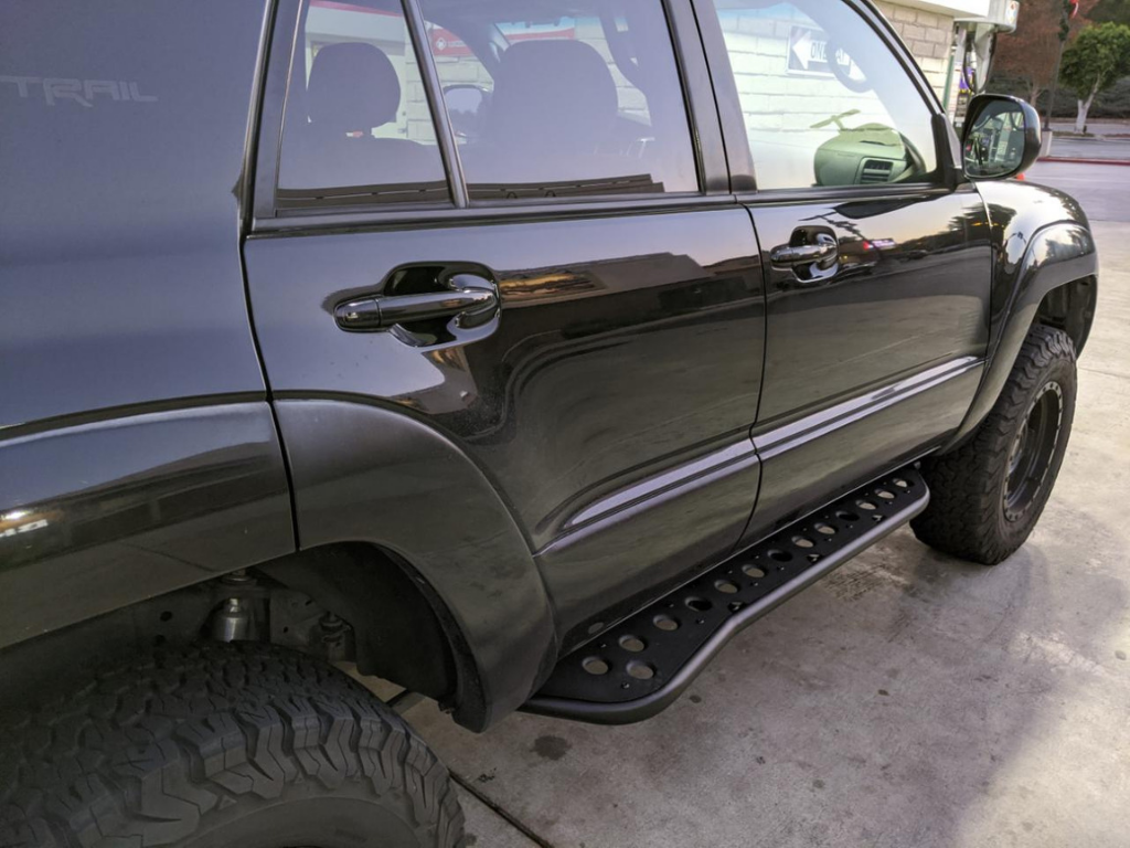 CALI RAISED | 4Runner 4th Gen 2003-2009 Bolt On Rock Sliders Step Edition