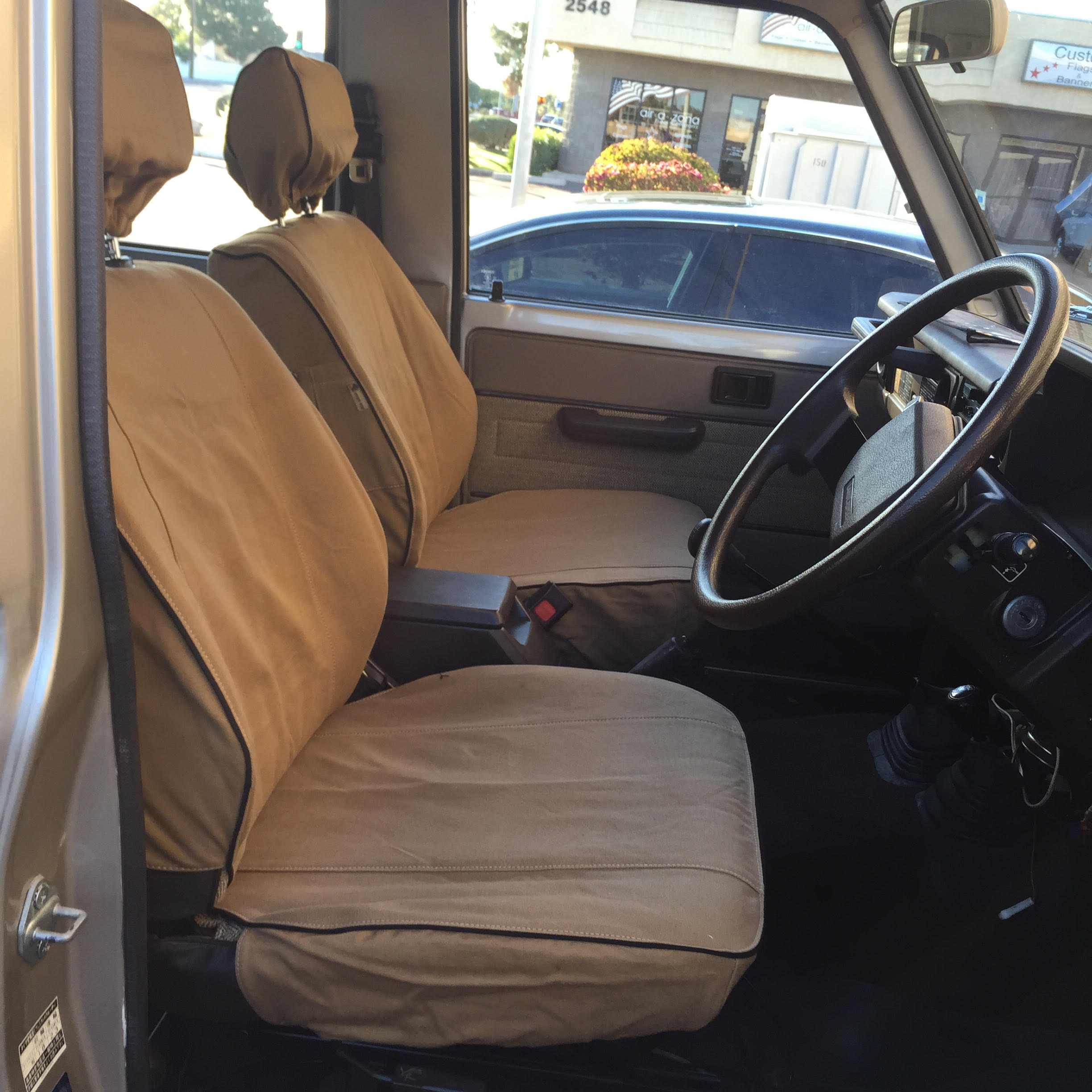 Toyota Land Cruiser 76 Seat Covers Year Any Month N A Type Station Wagon Edition N A First Row 1 Front Seat with 3 4 Front Bench with Cutawa