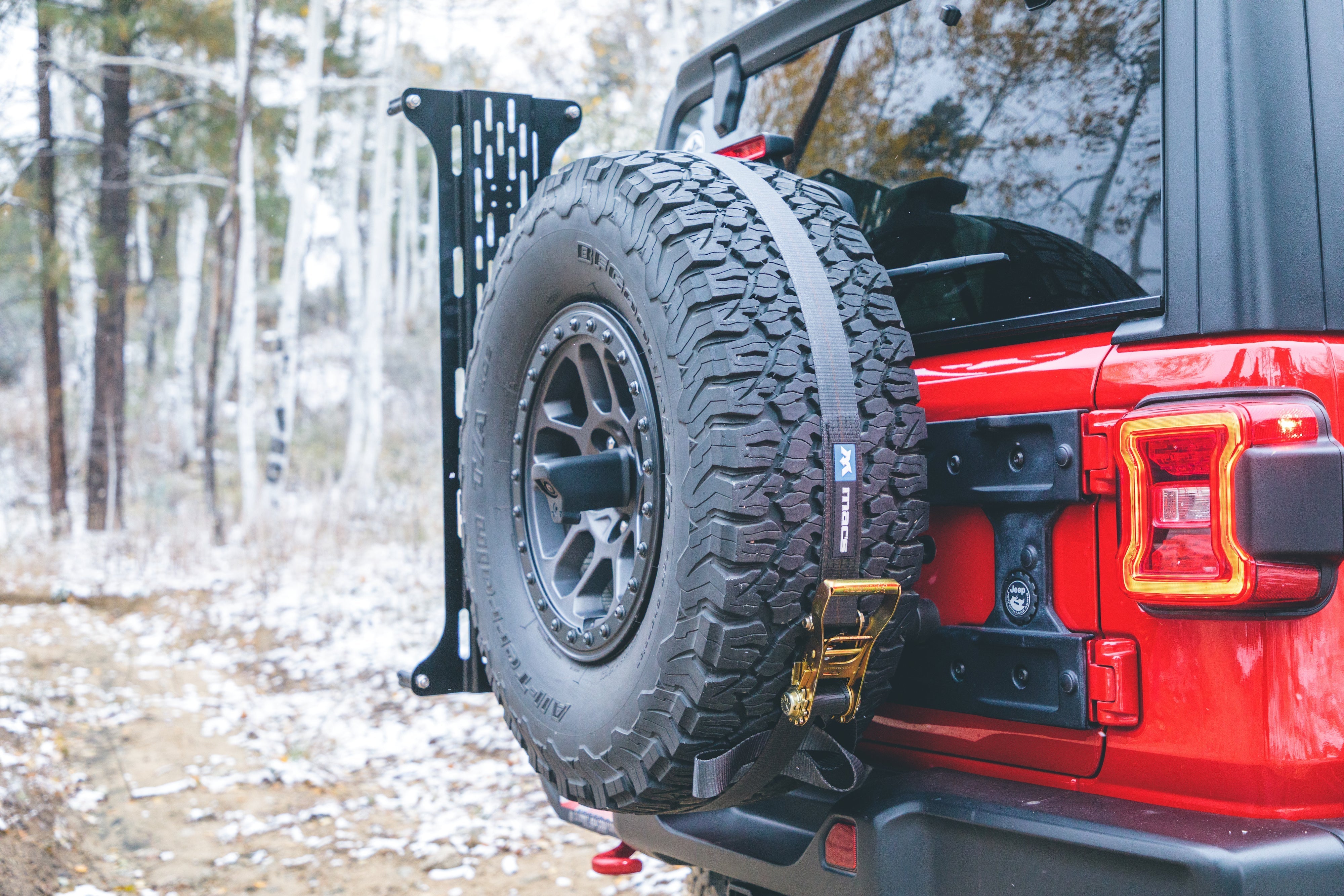 OVERLAND KITTED | Spare Tire Accessory Bracket