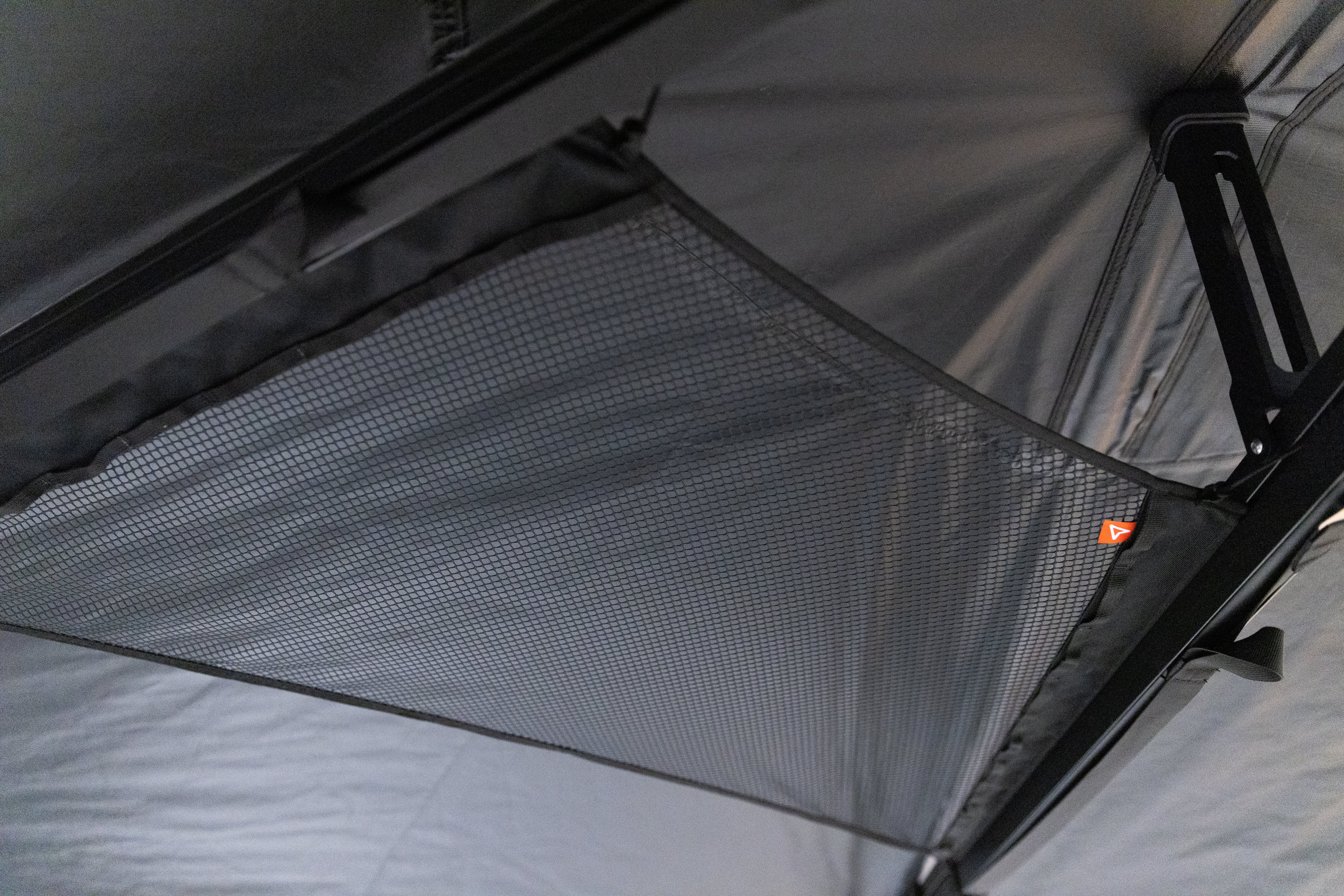 ROAM ADVENTURE | ARC 270 Overhead Mesh Storage