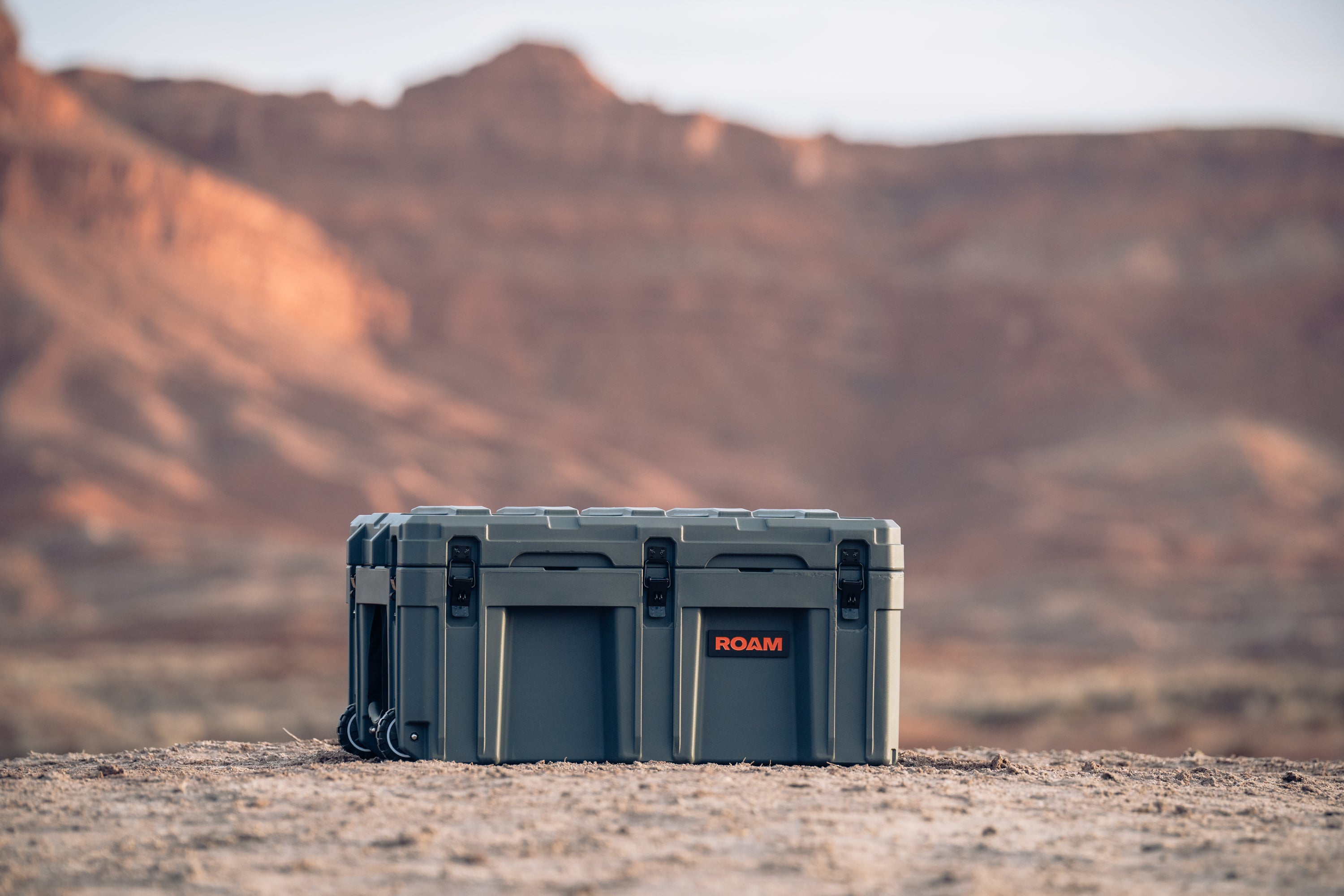 ROAM ADVENTURE | 150L Rolling Rugged Case