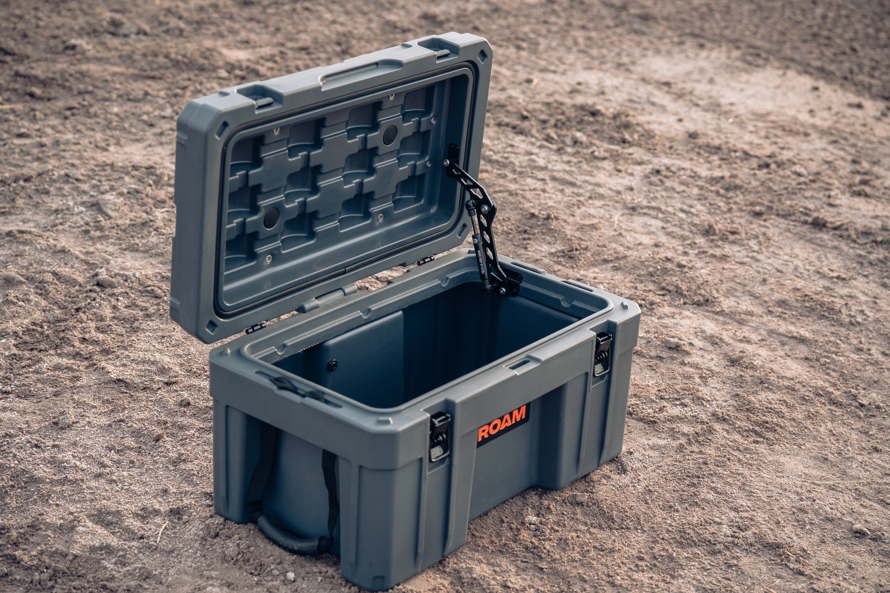 ROAM ADVENTURE | 55L Rugged Case