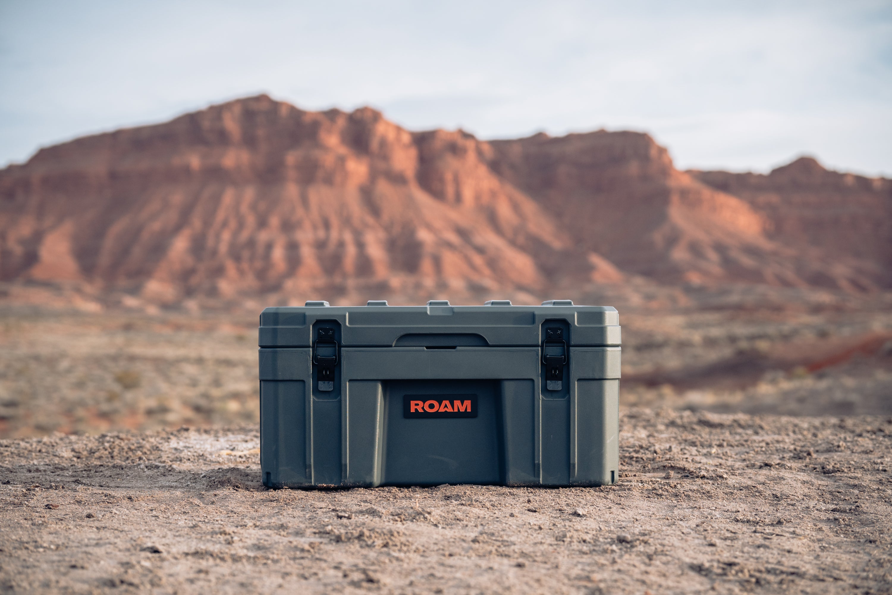 ROAM ADVENTURE | 76L Rugged Case