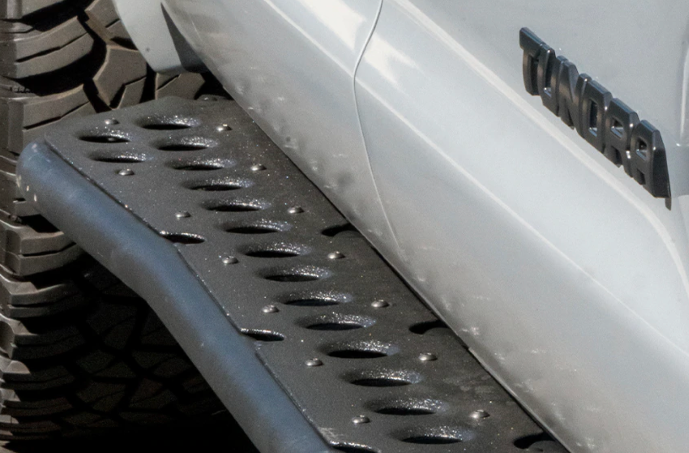 CALI RAISED | Tundra 2nd Gen 2014-2021 Step Edition Rock Sliders