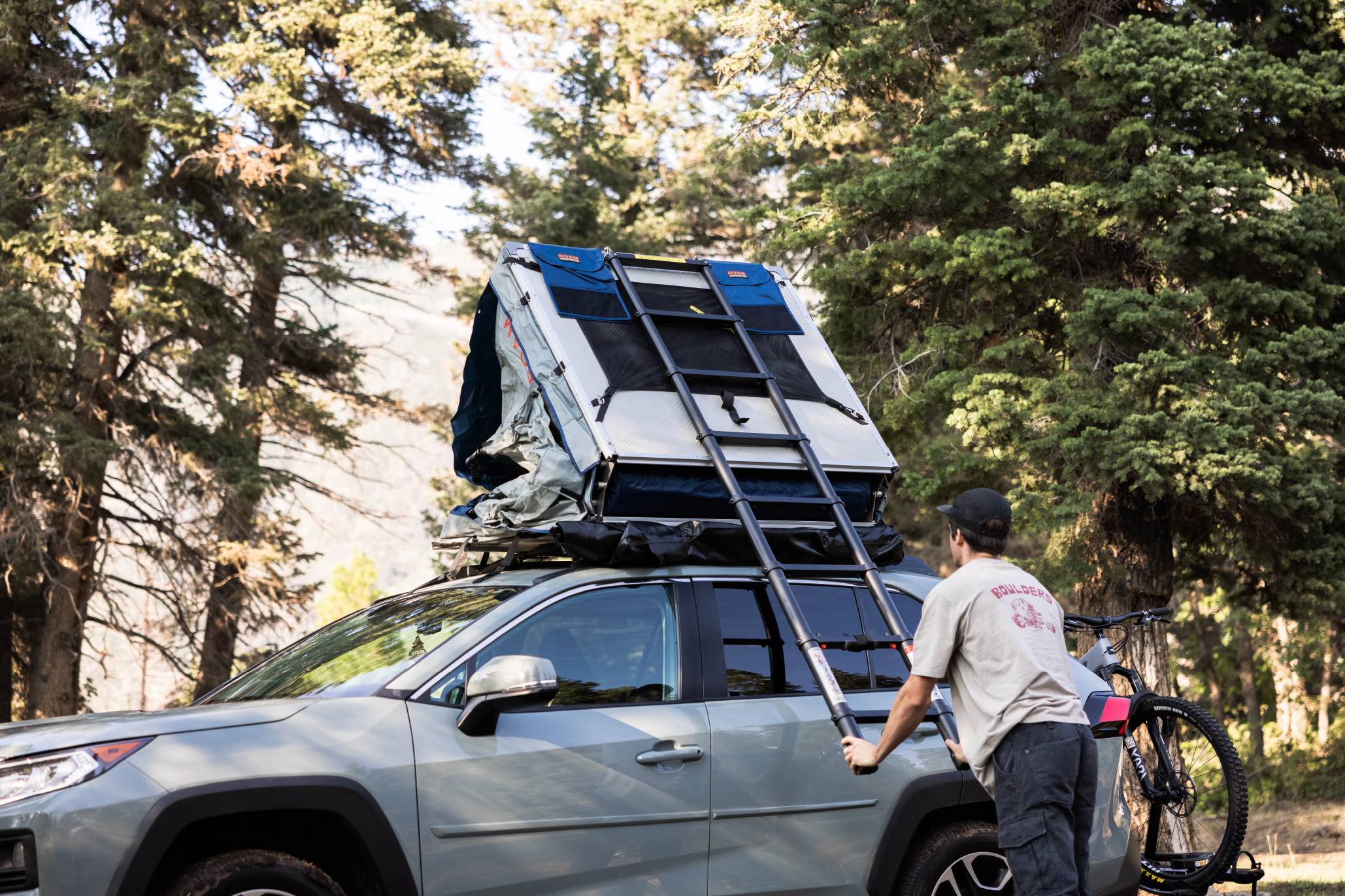 ROAM ADVENTURE | The Vagabond Lite Rooftop Tent