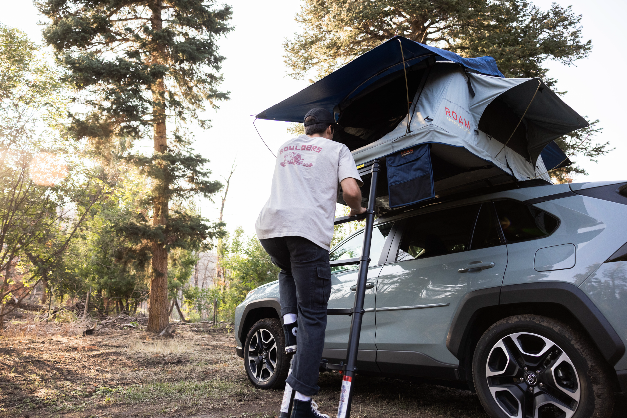 ROAM ADVENTURE | The Vagabond Lite Rooftop Tent