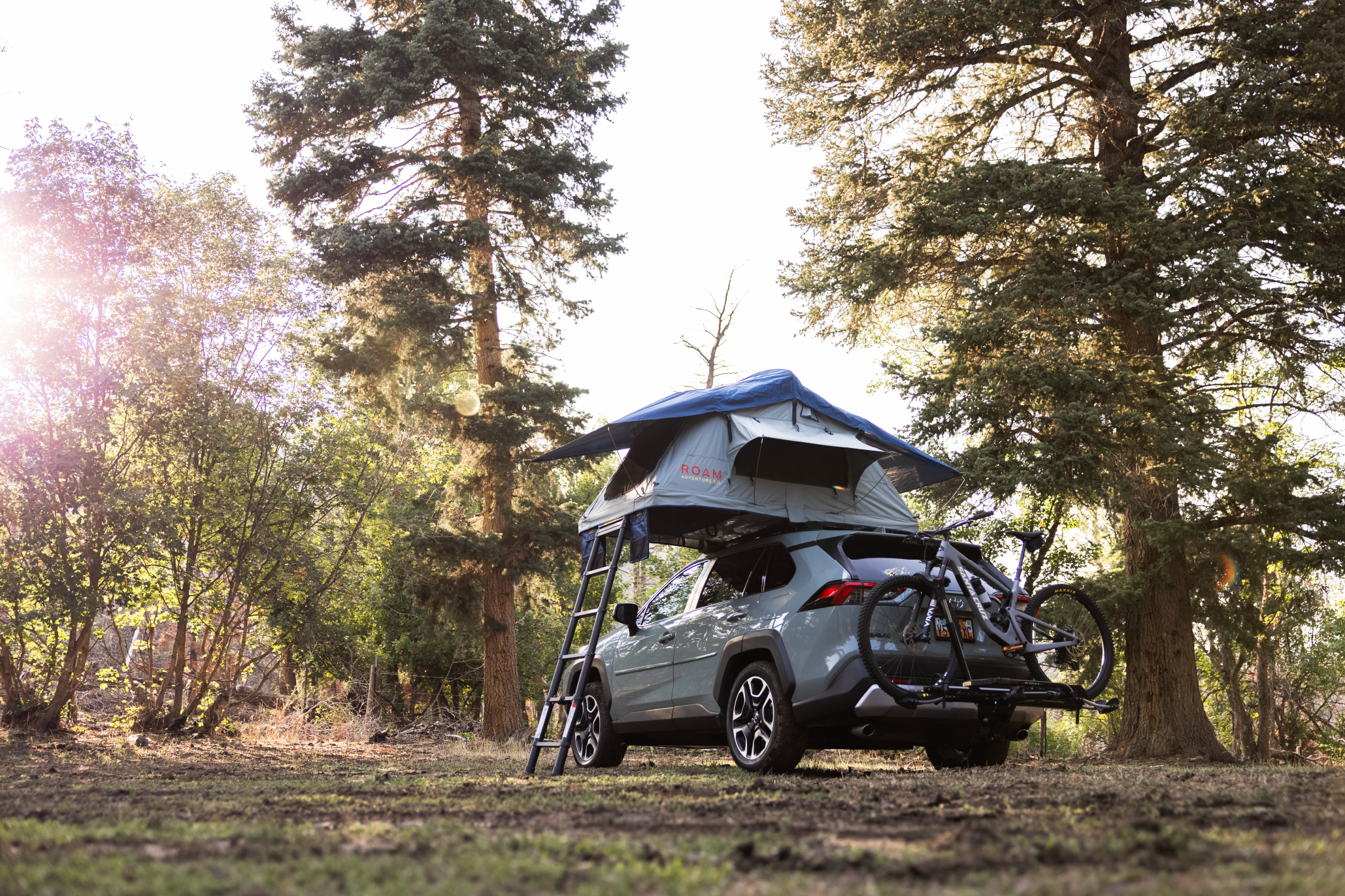 ROAM ADVENTURE | The Vagabond Lite Rooftop Tent