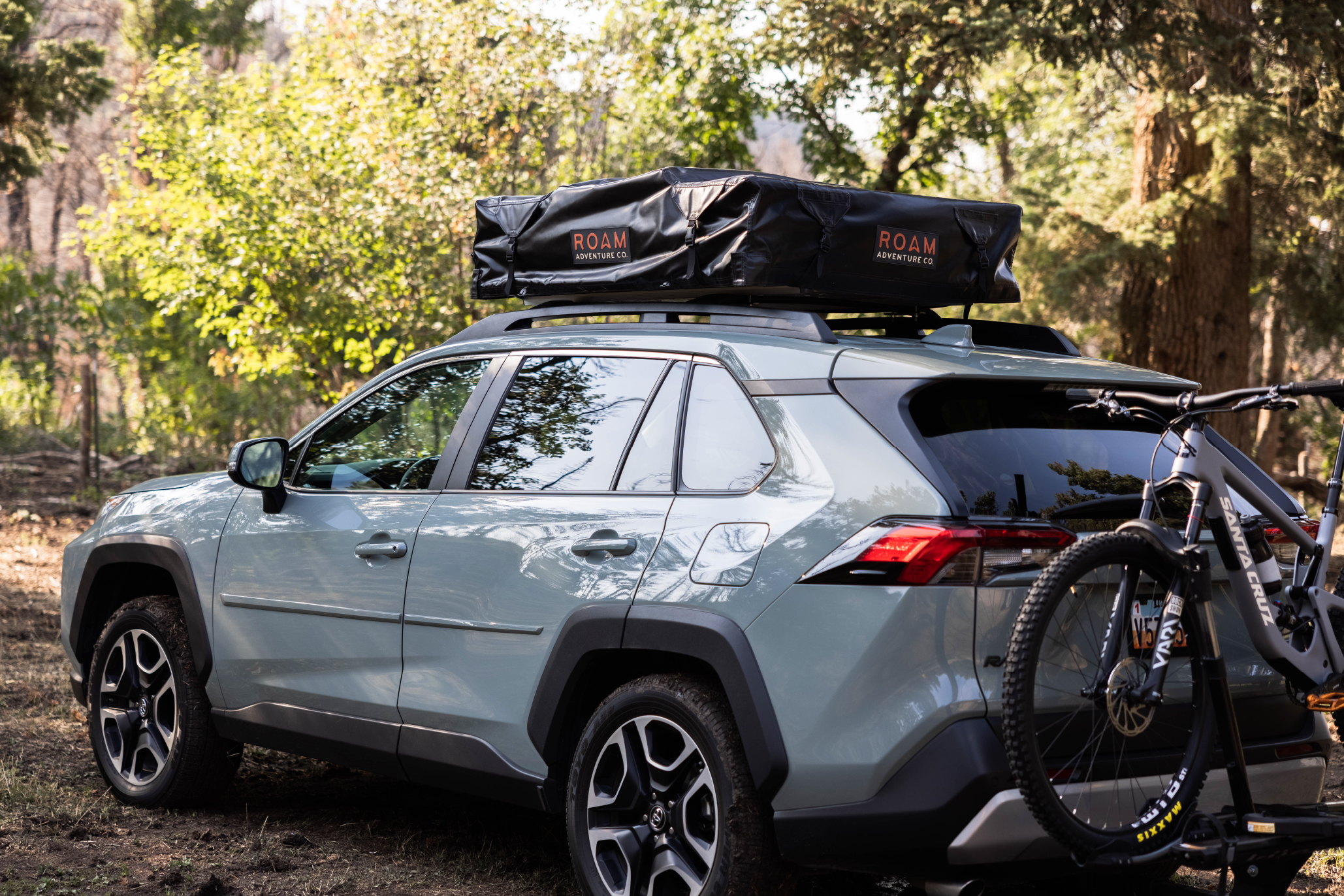 ROAM ADVENTURE | The Vagabond Lite Rooftop Tent