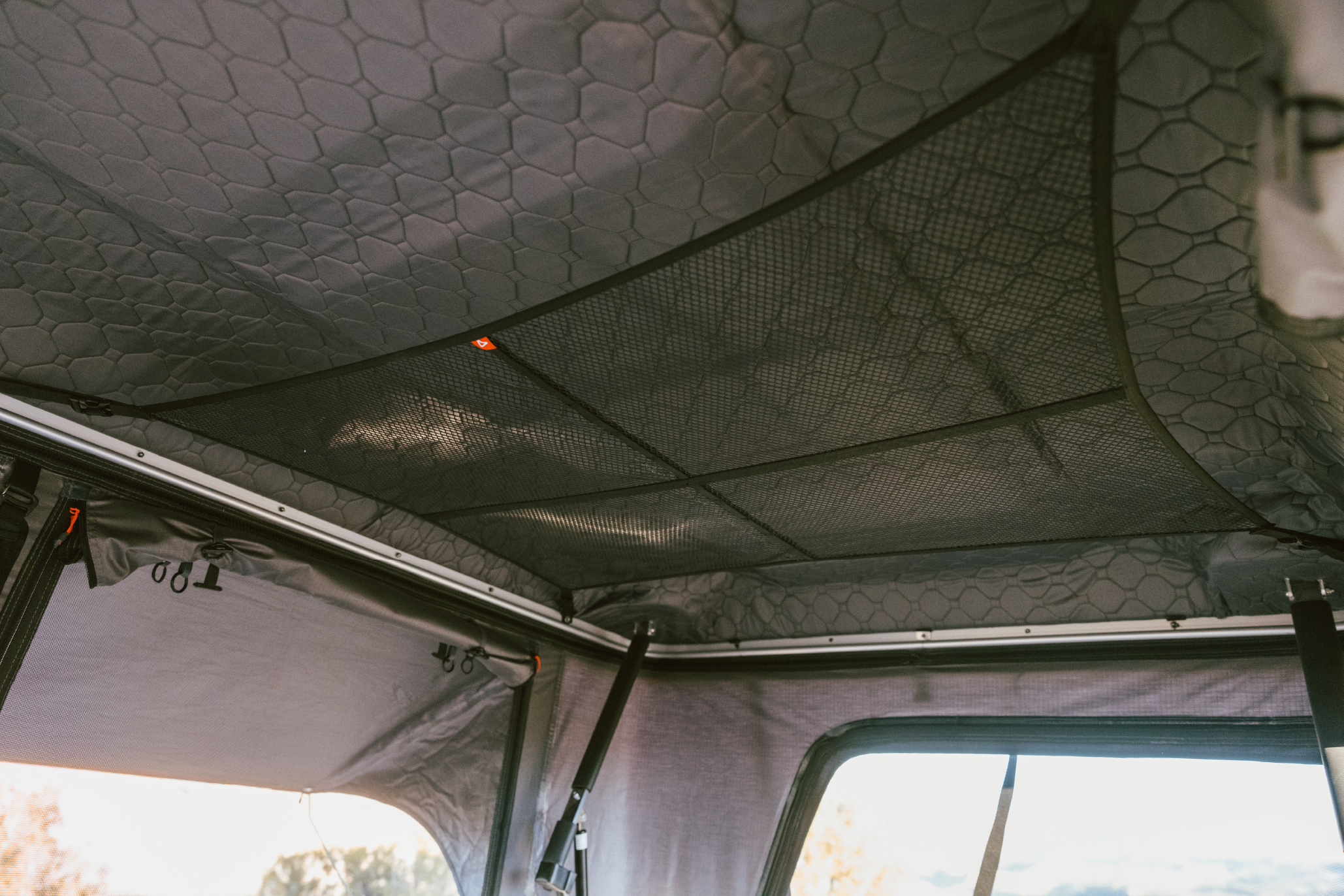 ROAM ADVENTURE | Rambler Premium Overhead Storage